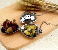 Merkloos RVS Thee Ei Hartje | Theefilter Mannetje | Losse Theezeef | Kruidenhart | Zeef | Tang | Infuser | Thee Ei | RVS | 1 Stuks -Koffie Series Winkel 1200x1023