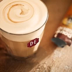 Douwe Egberts Verwenkoffie Latte Caramel Oploskoffie - 5 X 8 Zakjes -Koffie Series Winkel 1200x1200 301
