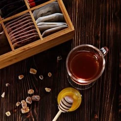 Lumaland Cuisine - Theedoos Van Bamboe - Theebox Met 8 Vakken - Duurzam Decoratief Materiaal - Ca. 28 X 16 X 9 Cm 18 Lumaland Cuisine - Theedoos Van Bamboe - Theebox Met 8 Vakken - Duurzam Decoratief Materiaal - Ca. 28 X 16 X 9 Cm -Koffie Series Winkel 1200x1200 399