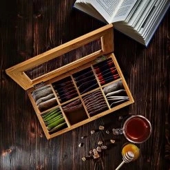 Lumaland Cuisine - Theedoos Van Bamboe - Theebox Met 8 Vakken - Duurzam Decoratief Materiaal - Ca. 28 X 16 X 9 Cm 19 Lumaland Cuisine - Theedoos Van Bamboe - Theebox Met 8 Vakken - Duurzam Decoratief Materiaal - Ca. 28 X 16 X 9 Cm -Koffie Series Winkel 1200x1200 400