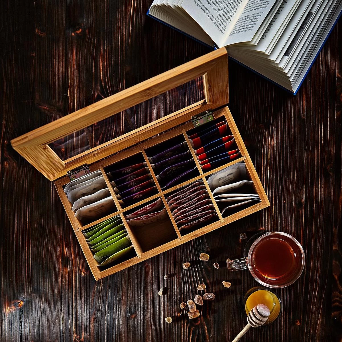 Lumaland Cuisine - Theedoos Van Bamboe - Theebox Met 8 Vakken - Duurzam Decoratief Materiaal - Ca. 28 X 16 X 9 Cm 11 Lumaland Cuisine - Theedoos Van Bamboe - Theebox Met 8 Vakken - Duurzam Decoratief Materiaal - Ca. 28 X 16 X 9 Cm - Afbeelding 9