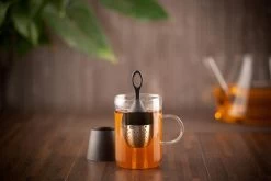 AdHoc Floatea Drijvend Thee-ei - H 130mm - Zwart 24 AdHoc Floatea Drijvend Thee-ei - H 130mm - Zwart -Koffie Series Winkel 1200x800 27