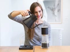 FELLOW - Stagg [XF] Set (Dripper + Carafe) - Handmatige Filterkoffie Set -Koffie Series Winkel 1200x886 2