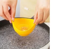 IGOODS 4 Pack Egg Poacher Cups - Perfect Gepocheerde Eieren - Egg Maker Niet-gepocheerde Eieren Cups BPA Gratis Siliconen Ei Poacher Cups Magnetron Ei Poacher- Ei Poacher Pan- Boiler Steamer- Magnetron Eieren -Koffie Series Winkel 1200x978